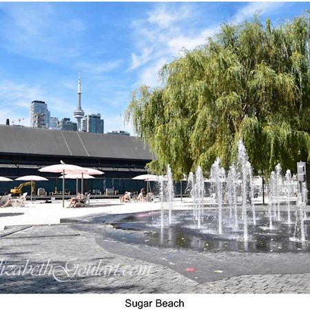Three-Bedroom Condo With Free Parking Nearby Cn Tower With Lake View Торонто Екстериор снимка